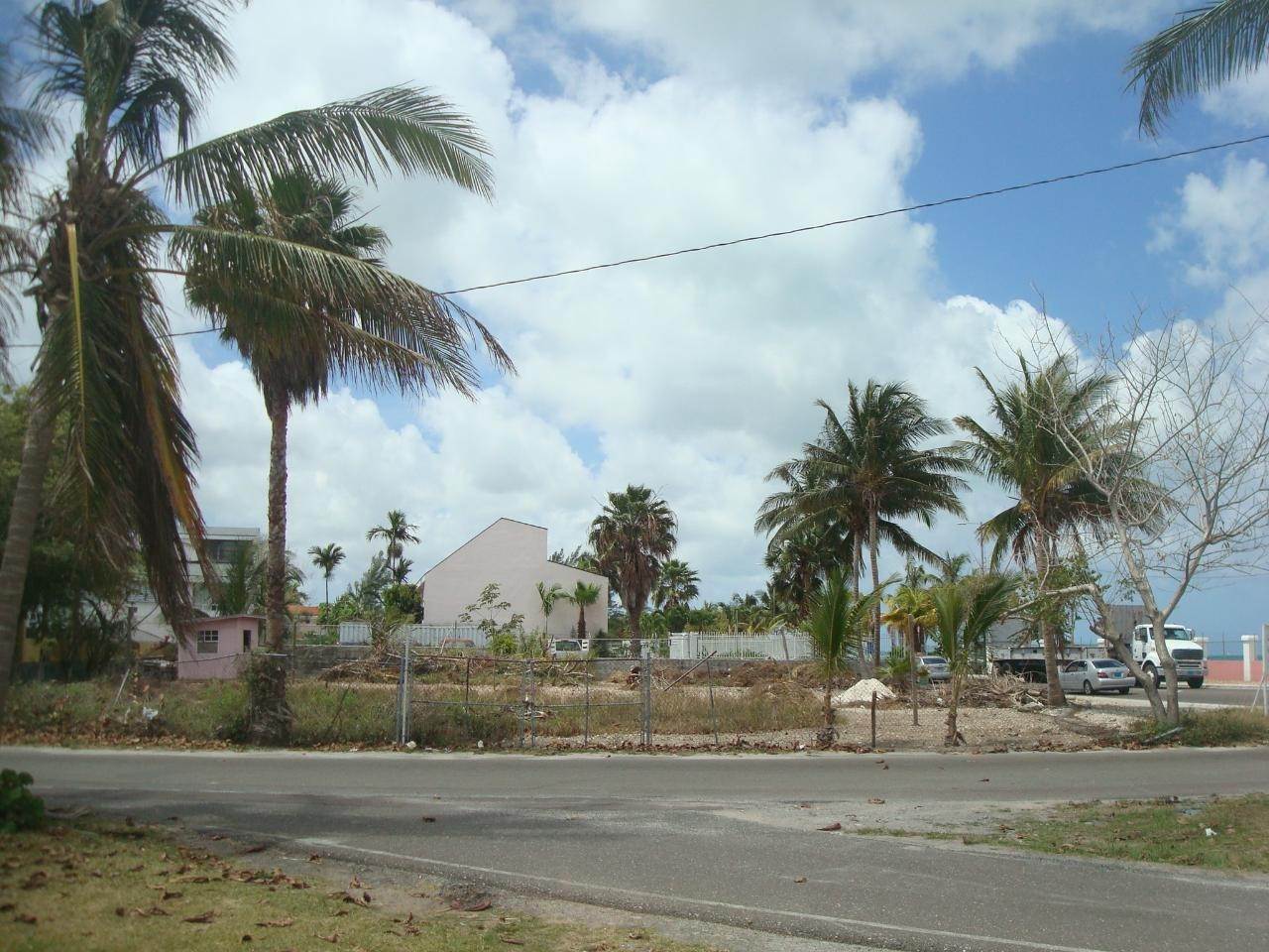 Commercial for Sale at Bay Street, Nassau and Paradise Island Bahamas