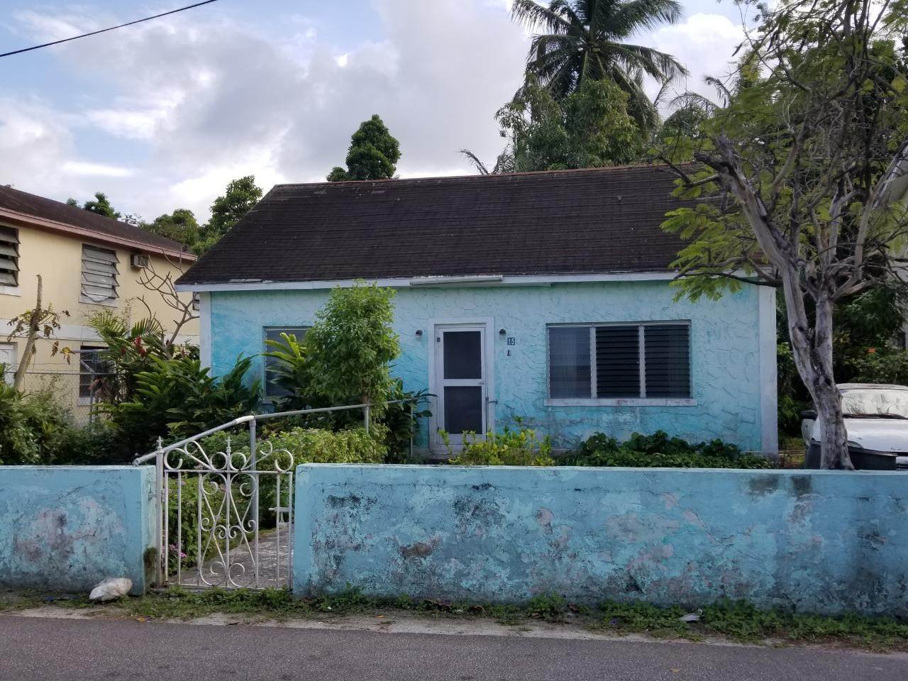 Single Family Homes 为 销售 在 Mount Royal Avenue, 新普罗维登斯/拿骚 巴哈马