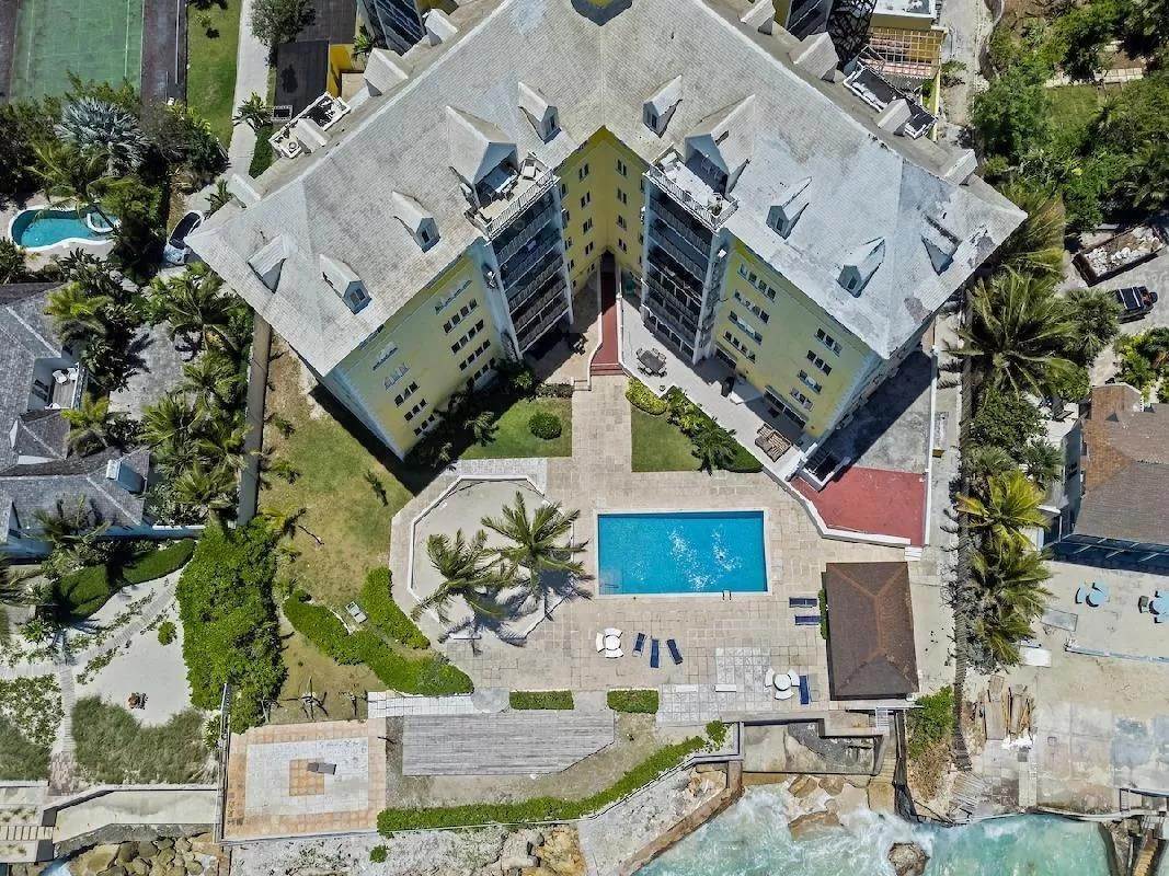25. Condominiums por un Alquilar en Cable Beach, Nueva Providencia / Nassau Bahamas