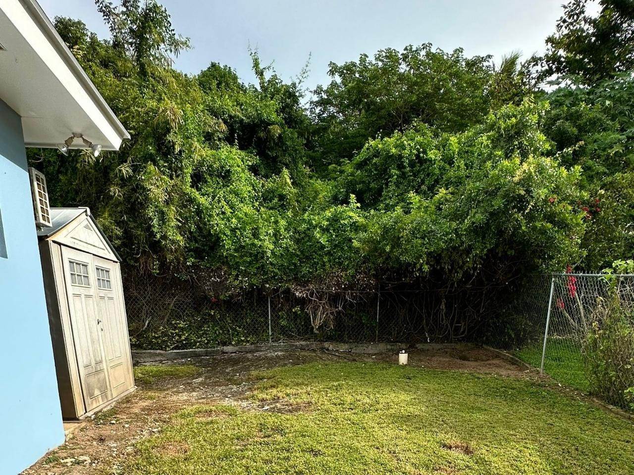 16. Single Family Homes por un Alquilar en Nassau East, Prince Charles Drive, Nueva Providencia / Nassau Bahamas